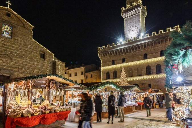 01.12 : Pienza La città ideale del Rinascimento e Natale a Montepulciano Mercatini di Natale