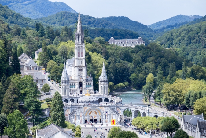 02.08 - 08.08: Mont St. Michel - Lourdes - Lisieux - Nevers Turismo religioso - Pellegrinaggi